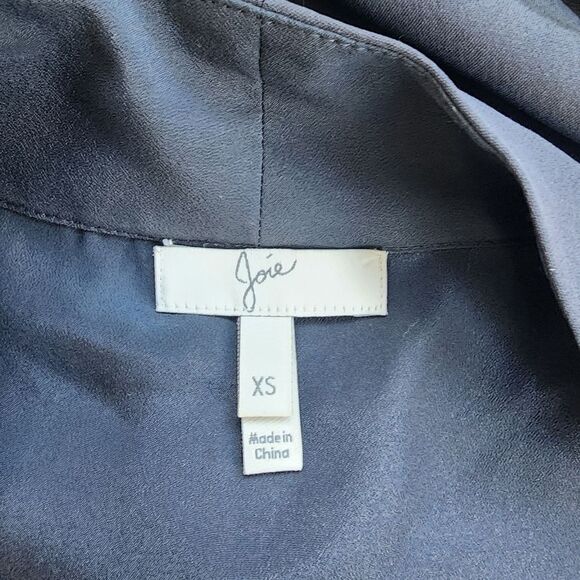 Joie Naya Gray Silk Sleeveless Blouse (XS) - Picture 6 of 6